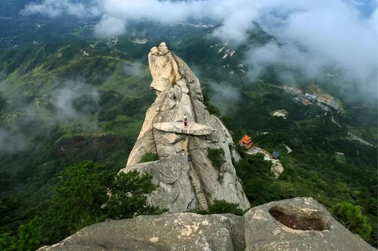 龟峰山